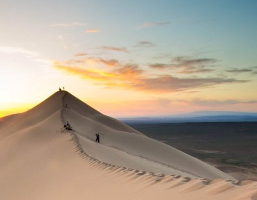 Khongoryn Els Sonnenuntergang in Wüste Gobi
