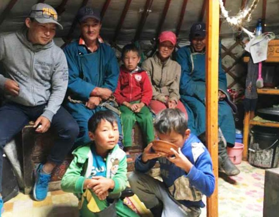Besuch bei den Nomaden in Mongolei