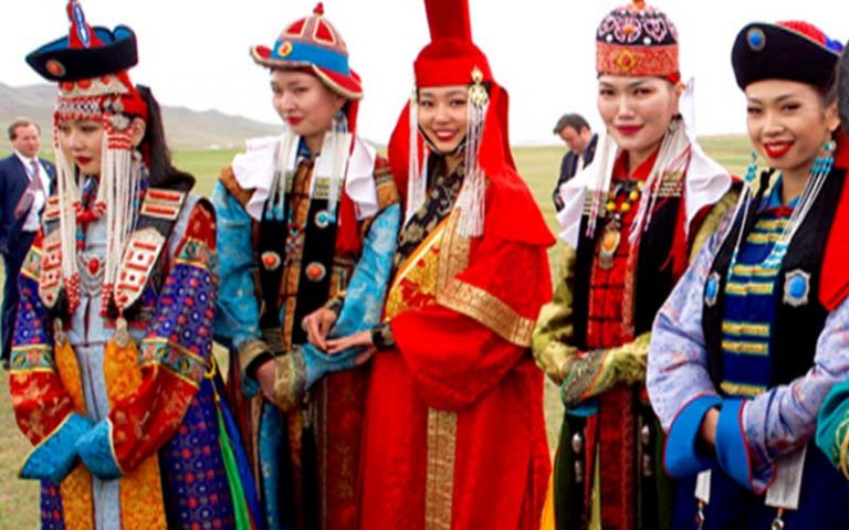 MONGOLISCHE FRAUEN