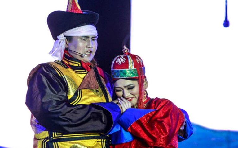 Mongolischer Oper